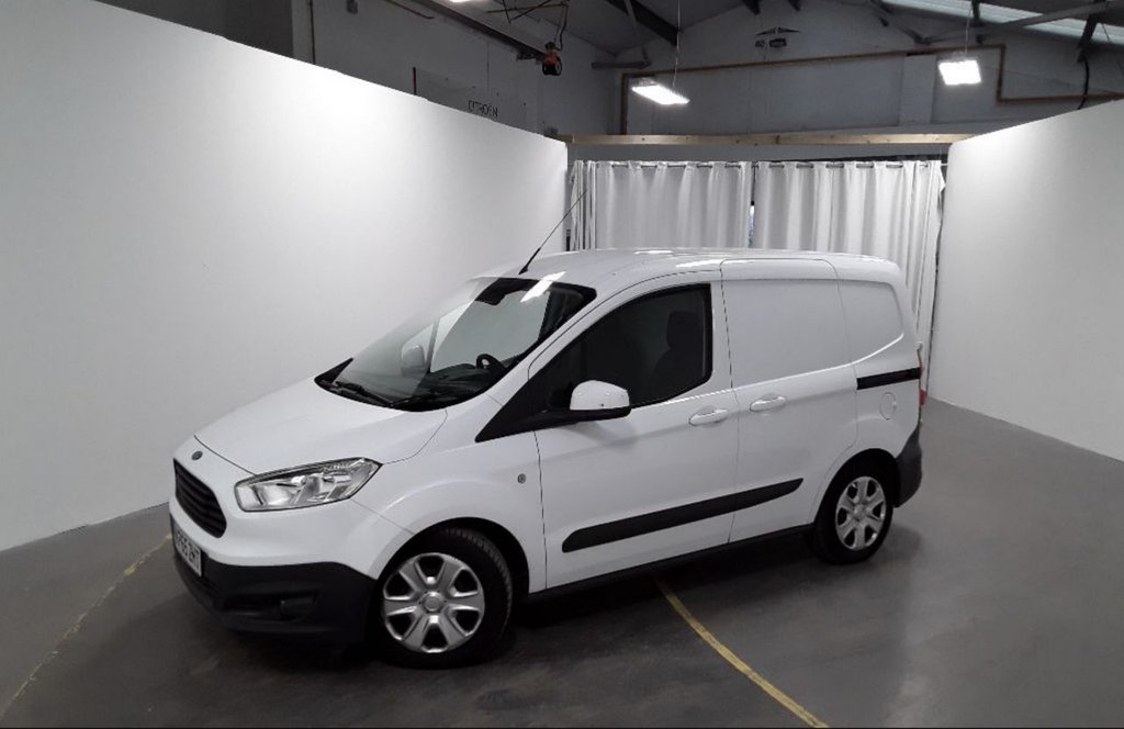 View our FORD TRANSIT COURIER
