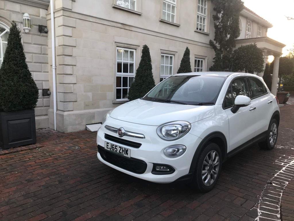 View our FIAT 500X