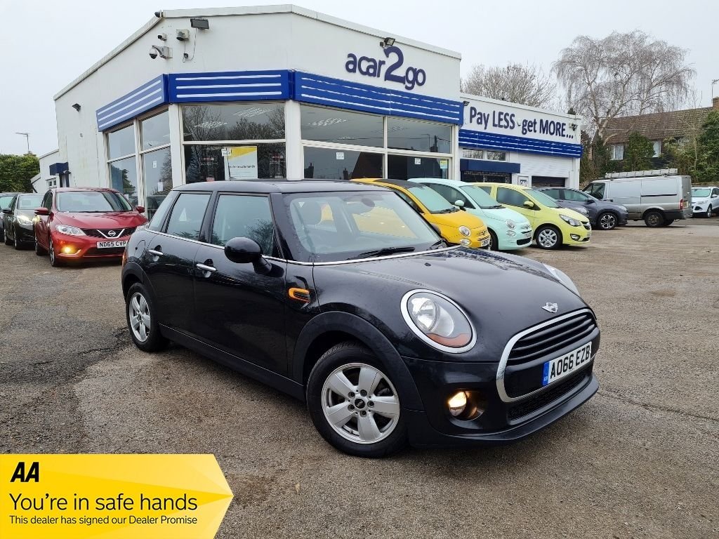 View our MINI HATCH COOPER