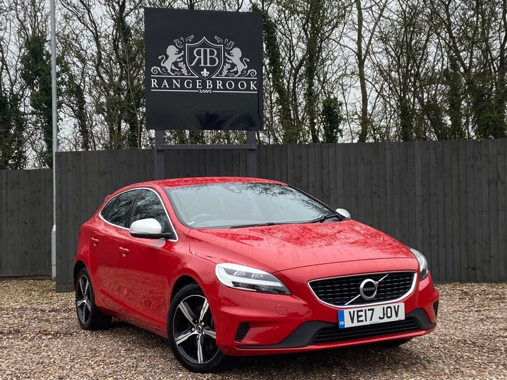 View our VOLVO V40