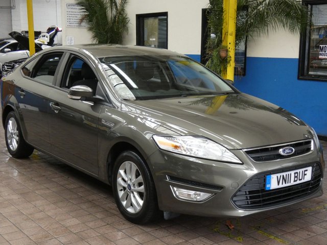 2011 11 Ford Mondeo 2.0 ZETEC 5d 144 BHP