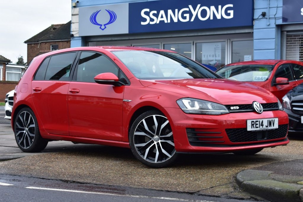 View our VOLKSWAGEN GOLF