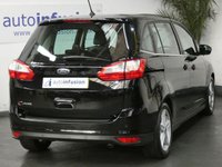 USED 2017 17 FORD GRAND C-MAX 2.0 TITANIUM TDCI 5d 148 BHP SAT NAV PANORAMIC SUNROOF 7 SEATS