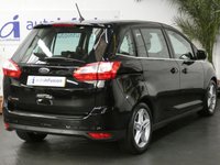 USED 2017 17 FORD GRAND C-MAX 2.0 TITANIUM TDCI 5d 148 BHP SAT NAV PANORAMIC SUNROOF 7 SEATS