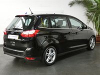 USED 2017 17 FORD GRAND C-MAX 2.0 TITANIUM TDCI 5d 148 BHP SAT NAV PANORAMIC SUNROOF 7 SEATS