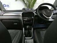 USED 2017 67 SUZUKI VITARA 1.6 SZ5 5d 118 BHP SAT NAV PANORAMIC SUNROOF