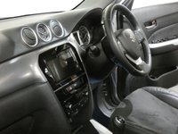 USED 2017 67 SUZUKI VITARA 1.6 SZ5 5d 118 BHP SAT NAV PANORAMIC SUNROOF