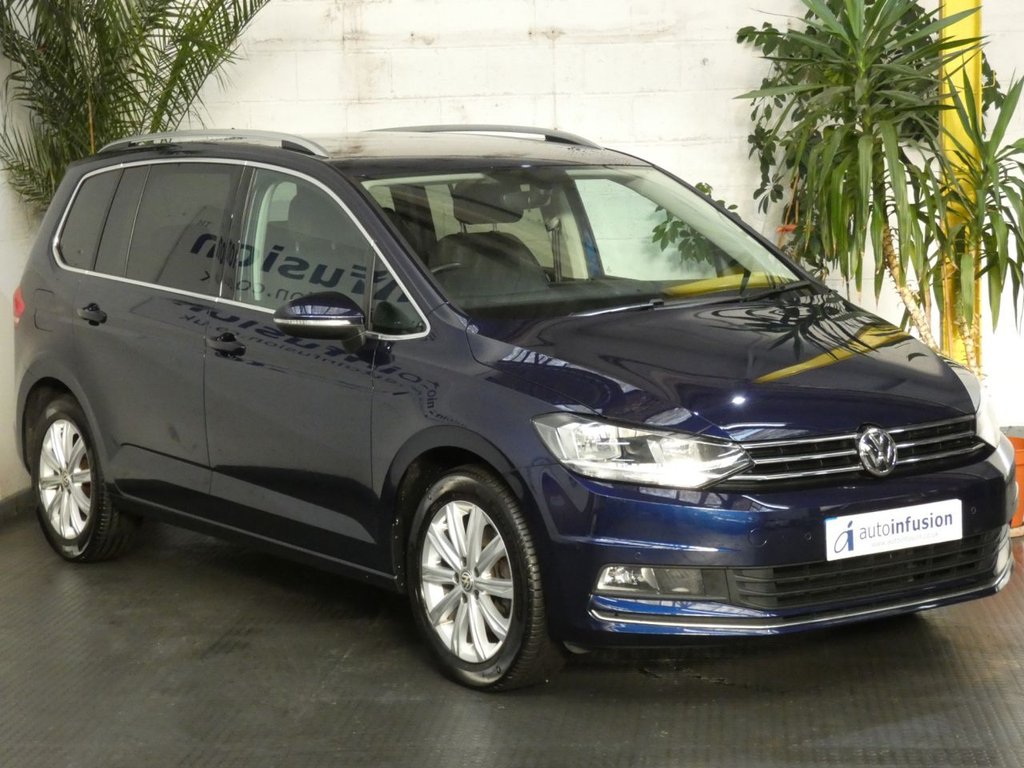 View our VOLKSWAGEN TOURAN