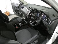 USED 2017 67 NISSAN QASHQAI 1.2 N-CONNECTA DIG-T 5d 113 BHP SAT NAV 1 OWNER FSH