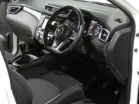 USED 2017 67 NISSAN QASHQAI 1.2 N-CONNECTA DIG-T 5d 113 BHP SAT NAV 1 OWNER FSH