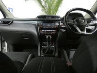 USED 2017 67 NISSAN QASHQAI 1.2 N-CONNECTA DIG-T 5d 113 BHP SAT NAV 1 OWNER FSH