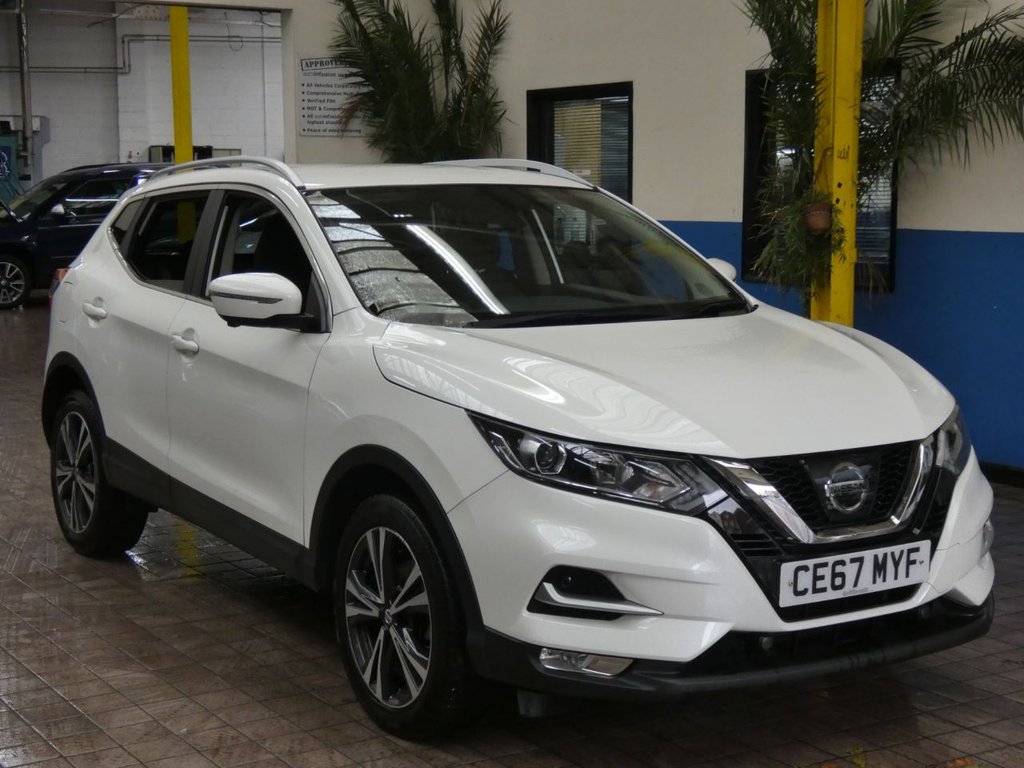 View our NISSAN QASHQAI