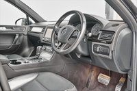 USED 2017 67 VOLKSWAGEN TOUAREG 3.0 V6 R-LINE TDI BLUEMOTION TECHNOLOGY 5d 259 BHP 