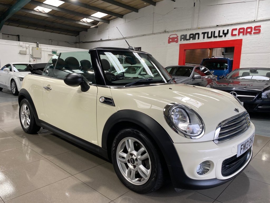 View our MINI CONVERTIBLE