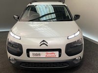 USED 2015 15 CITROEN C4 CACTUS 1.6 BLUEHDI FLAIR 5d 98 BHP BLACK ALLOYS AND PEARL WHITE