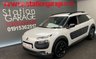 USED 2015 15 CITROEN C4 CACTUS 1.6 BLUEHDI FLAIR 5d 98 BHP BLACK ALLOYS AND PEARL WHITE