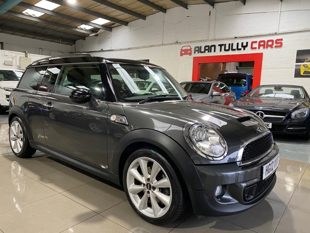 View our MINI CLUBMAN