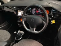 USED 2016 16 CITROEN C3 1.2 PURETECH PLATINUM 5d 80 BHP &pound;20 TAX TOP SPEC C3 WITH PAN WINDSCREEN, TOUCH MEDIA, APPLE CAR PLAY AND MUCH MORE