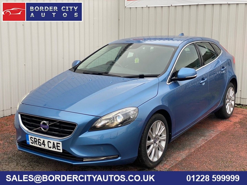 View our VOLVO V40