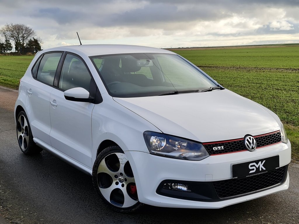 View our VOLKSWAGEN POLO