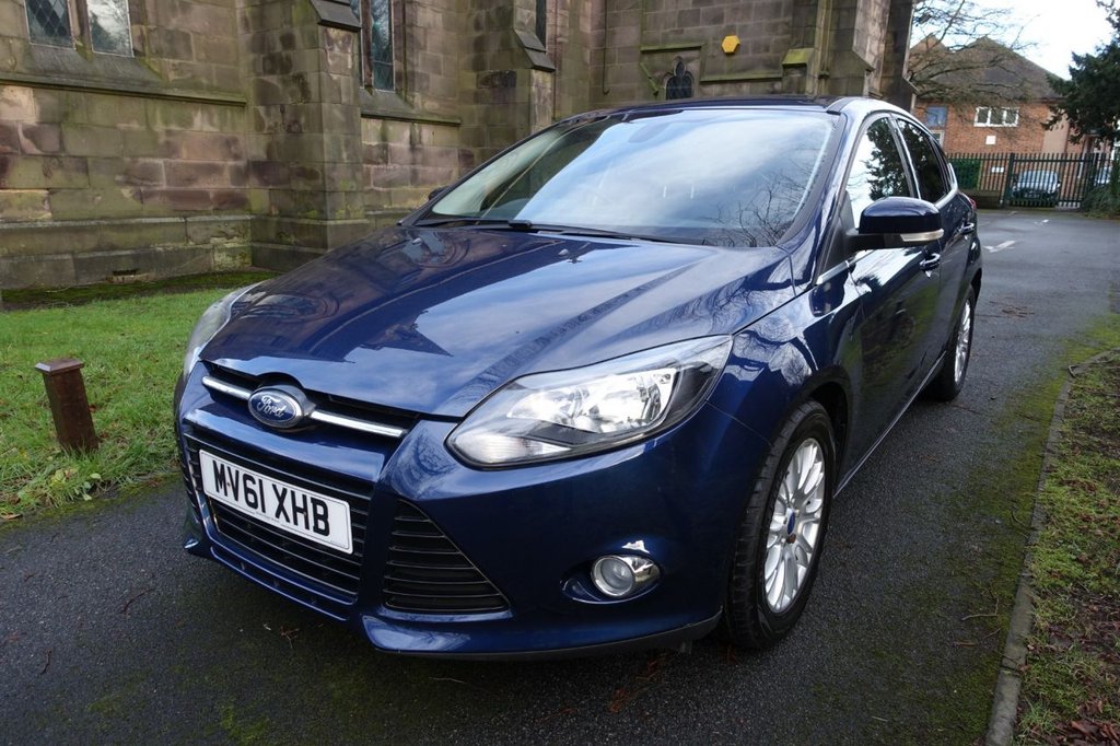 View our FORD FOCUS
