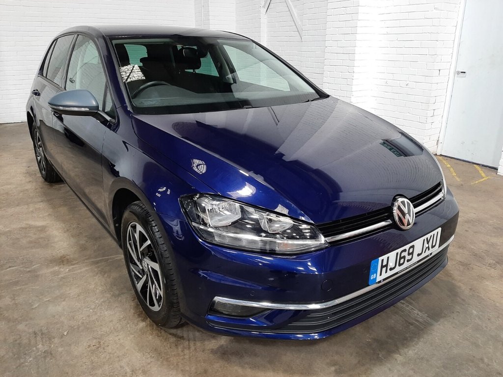 View our VOLKSWAGEN GOLF