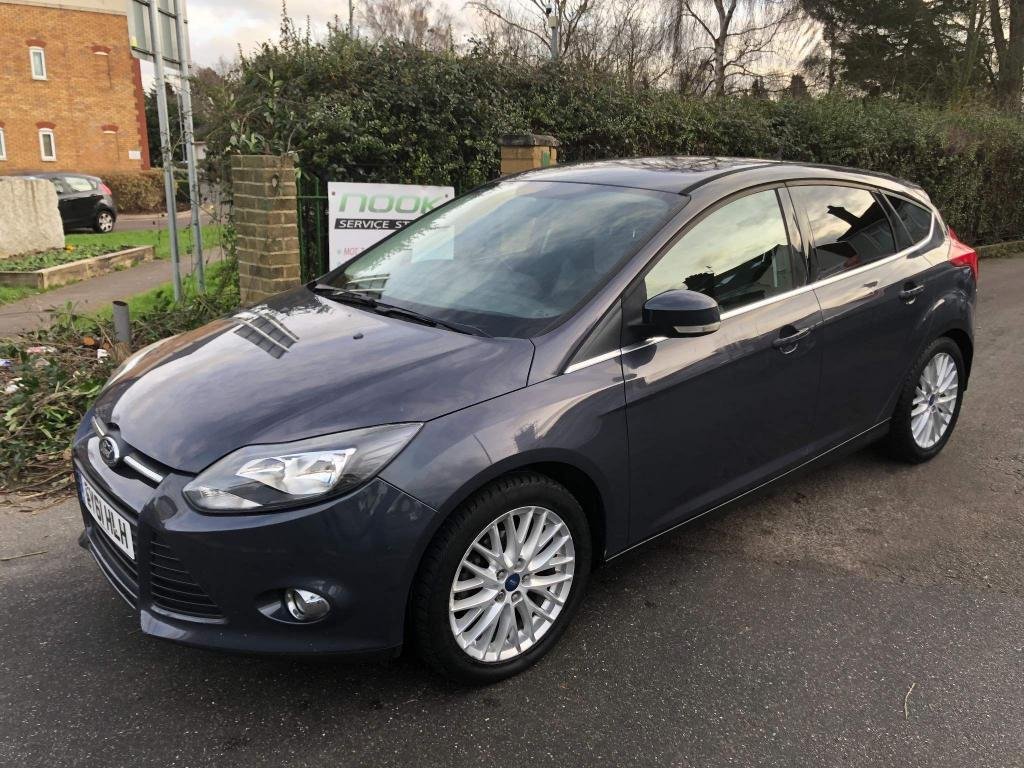 View our FORD FOCUS