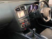 USED 2015 65 DS DS 4 CROSSBACK 1.6 BLUEHDI S/S 5d 120 BHP 