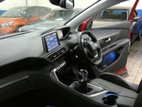 USED 2017 17 PEUGEOT 3008 1.2 PURETECH S/S ALLURE 5d 130 BHP SAT NAV 1 OWNER FSH