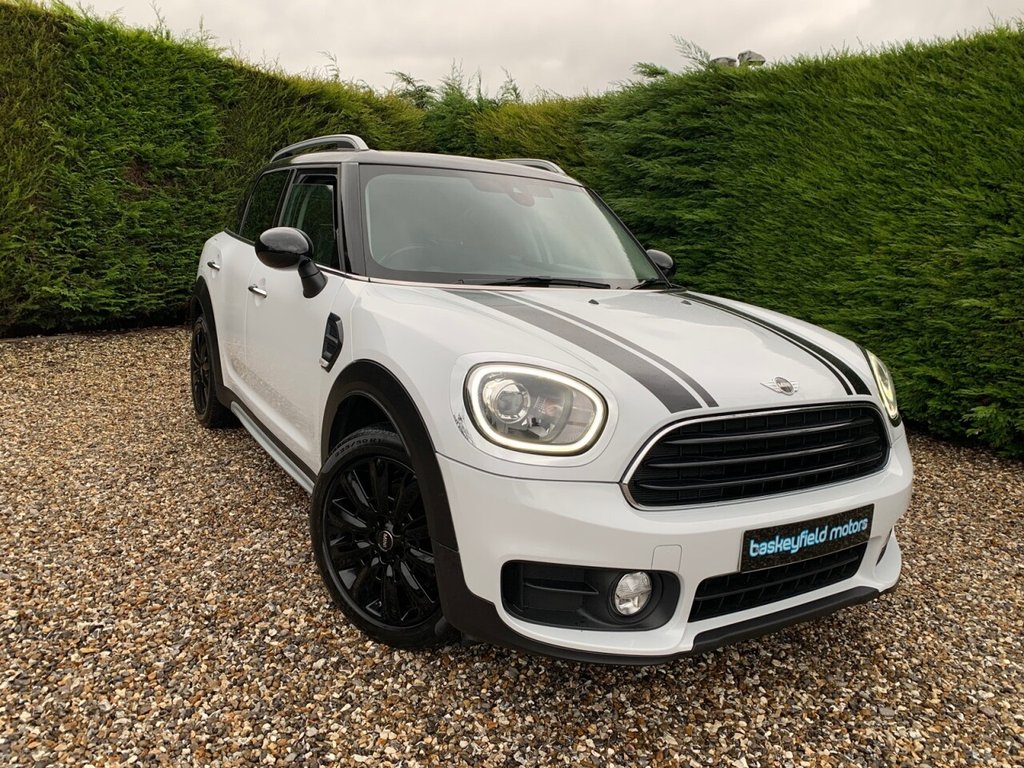 View our MINI COUNTRYMAN