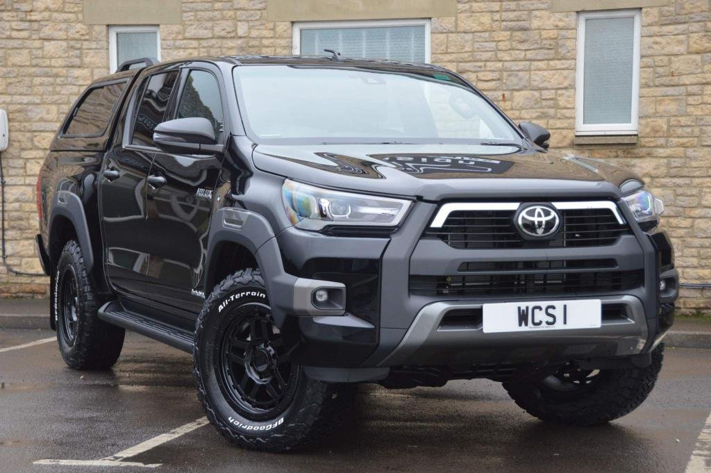 View our TOYOTA HI-LUX