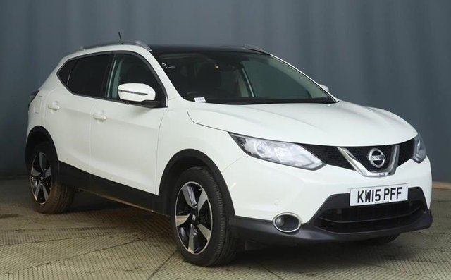 View our NISSAN QASHQAI