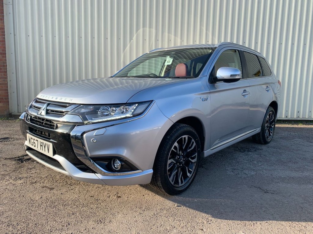 View our MITSUBISHI OUTLANDER