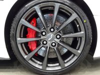 USED 2014 14 ASTON MARTIN VANQUISH 5.9 V12 (565 BHP) TOUCHTRONIC AUTO (2+2)  COUPE 2DR..CARBON..STRATUS WHITE METALLIC..BANG AND OLUFSEN..E/M/HEATED LEATHERS..RED STITCH..R/CAMERA..CERAMIC BRAKES STRATUS WHITE+CARBON+R/CAM+NAV+BANG & OLUFSEN