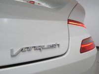 USED 2014 14 ASTON MARTIN VANQUISH 5.9 V12 (565 BHP) TOUCHTRONIC AUTO (2+2)  COUPE 2DR..CARBON..STRATUS WHITE METALLIC..BANG AND OLUFSEN..E/M/HEATED LEATHERS..RED STITCH..R/CAMERA..CERAMIC BRAKES STRATUS WHITE+CARBON+R/CAM+NAV+BANG & OLUFSEN