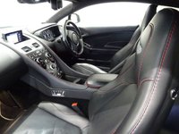 USED 2014 14 ASTON MARTIN VANQUISH 5.9 V12 (565 BHP) TOUCHTRONIC AUTO (2+2)  COUPE 2DR..CARBON..STRATUS WHITE METALLIC..BANG AND OLUFSEN..E/M/HEATED LEATHERS..RED STITCH..R/CAMERA..CERAMIC BRAKES STRATUS WHITE+CARBON+R/CAM+NAV+BANG & OLUFSEN