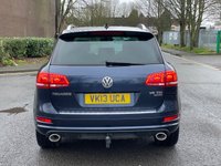 USED 2013 13 VOLKSWAGEN TOUAREG 3.0 V6 R-LINE TDI BLUEMOTION TECHNOLOGY 5d 242 BHP HEATED STEERING WHEEL++HEATED SEATS