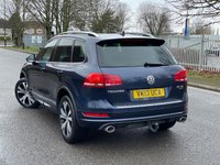 USED 2013 13 VOLKSWAGEN TOUAREG 3.0 V6 R-LINE TDI BLUEMOTION TECHNOLOGY 5d 242 BHP HEATED STEERING WHEEL++HEATED SEATS