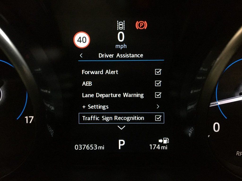 USED 2017 17 JAGUAR XE 2.0 PORTFOLIO 4d 178 BHP 