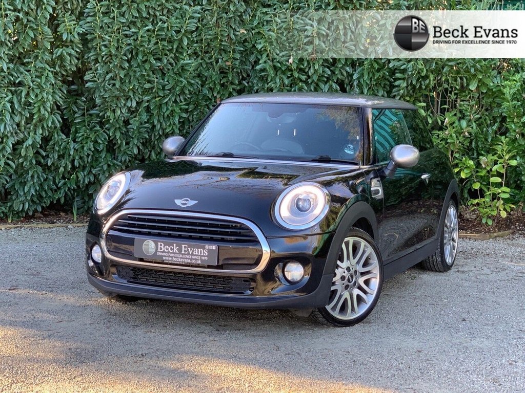 View our MINI HATCH COOPER