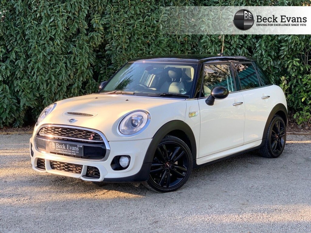 View our MINI HATCH COOPER