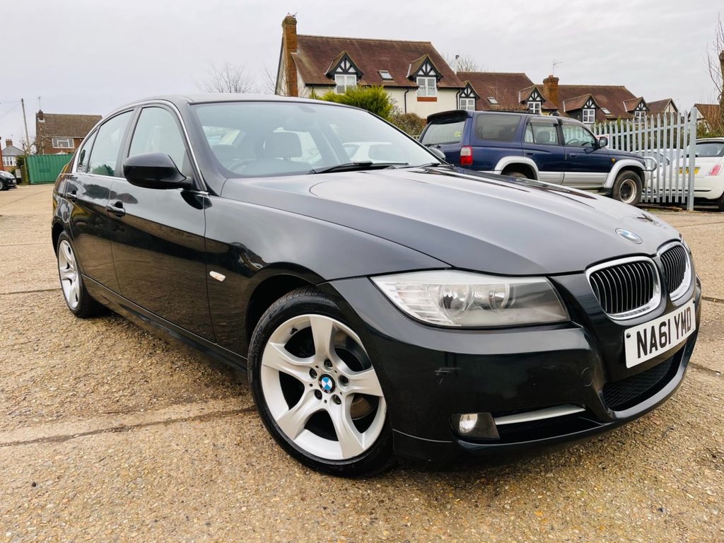 View our BMW 3 SERIES