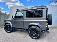 USED 2016 65 LAND ROVER DEFENDER 2.2 TD XS STATION WAGON 3d 122 BHP 