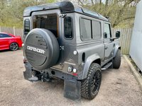 USED 2016 65 LAND ROVER DEFENDER 2.2 TD XS STATION WAGON 3d 122 BHP 