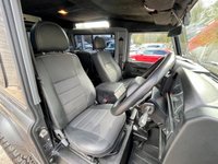 USED 2016 65 LAND ROVER DEFENDER 2.2 TD XS STATION WAGON 3d 122 BHP 
