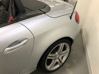 USED 2010 10 MERCEDES-BENZ SLK 1.8 SLK200 KOMPRESSOR 2d 184 BHP * AIR SCARF * SAT NAV * HEATED LEATHER *