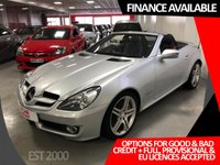 USED 2010 10 MERCEDES-BENZ SLK 1.8 SLK200 KOMPRESSOR 2d 184 BHP * AIR SCARF * SAT NAV * HEATED LEATHER *