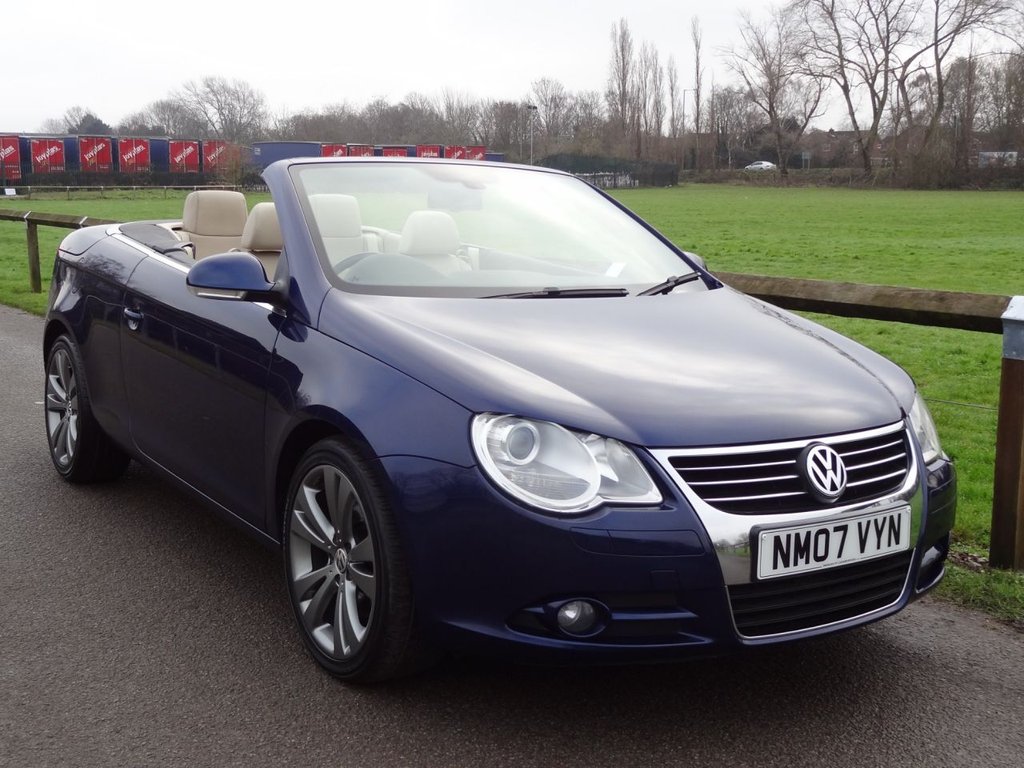 View our VOLKSWAGEN EOS