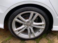 USED 2016 16 AUDI A3 1.6 TDI QUATTRO SPORT NAV 4d 109 BHP 1 PRIVATE OWNER A3 SPORT-NAV TDi 4DR SALOON ONLY 20,776 MILES FROM BRQAND NEW !!!! FINISHED IN GLACIER WHITE WITH GREY ALCANTARA/LEATHER