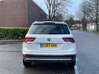 USED 2017 67 VOLKSWAGEN TIGUAN 2.0 SEL TDI BLUEMOTION TECHNOLOGY DSG 5d 148 BHP 